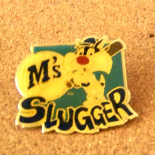 1992 Seattle Mariners pin Sylvester Looney Tunes MLB