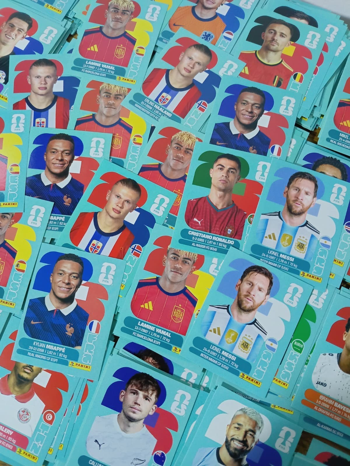 2026 Panini FIFA World Cup Stickers LATAM Edition #BEL1-#NOR20 – YOU PICK