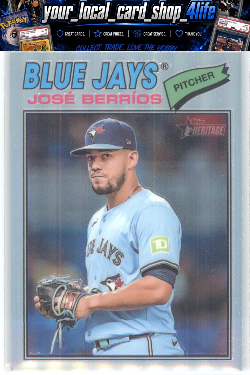2026 Topps Heritage Chrome Refractors #56 José Berríos Toronto Blue Jays