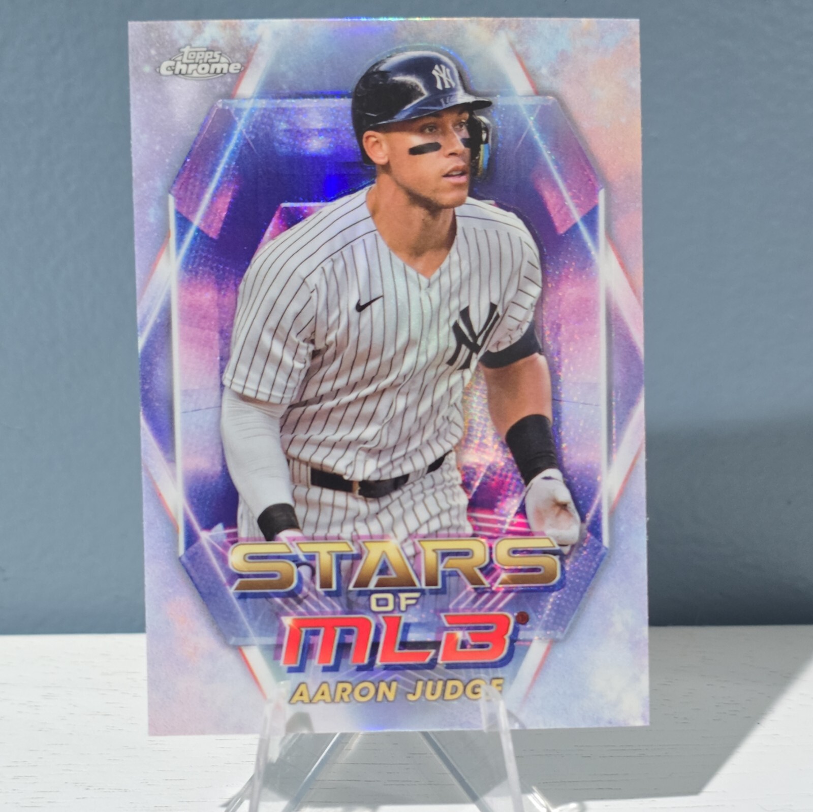 2023 Topps Chrome Stars of MLB #SMLBC-13 – Aaron Judge – New York Yankees