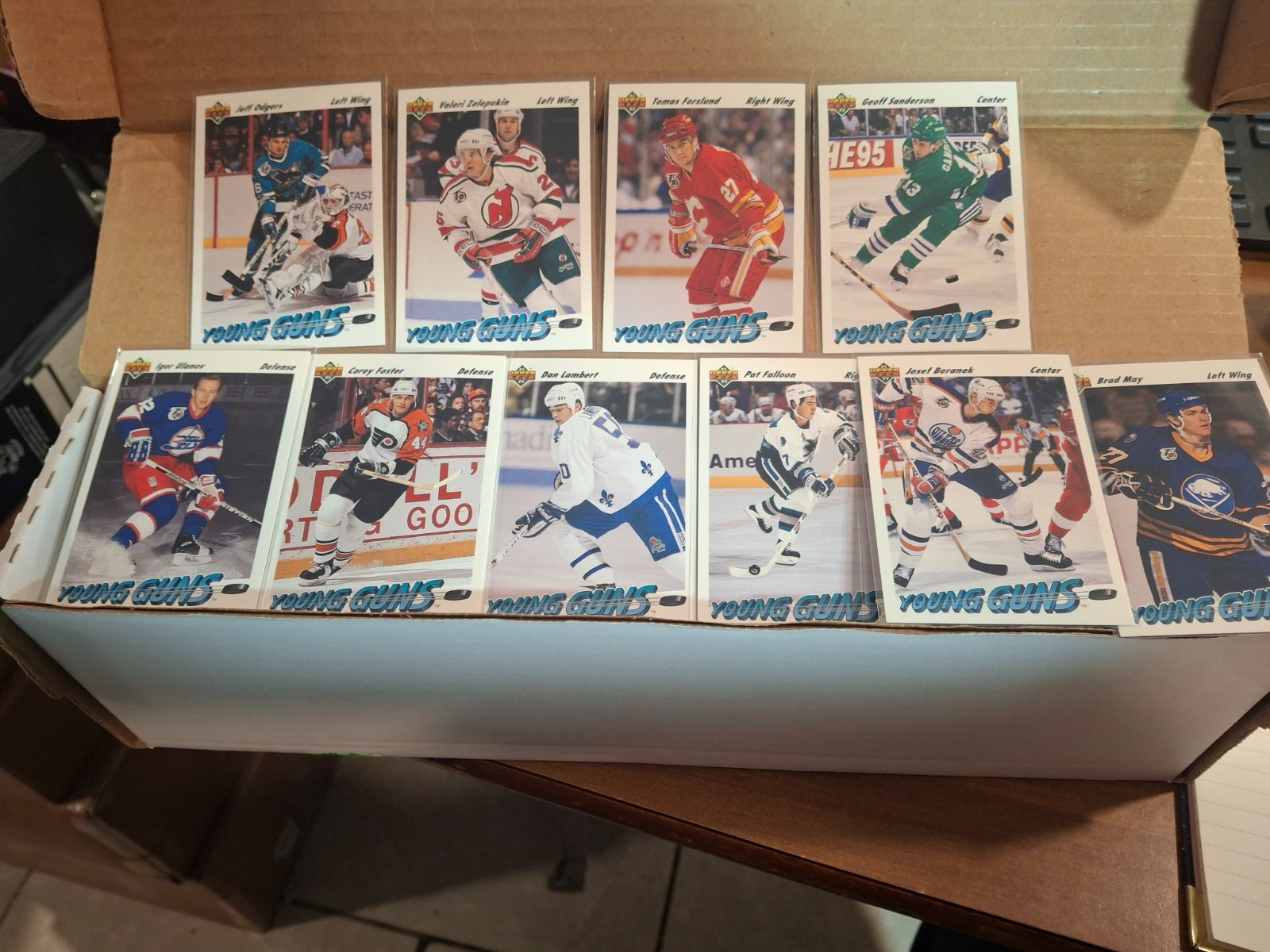 UPPER DECK HOCKEY 91-92 NEARLY COMPLETE SET 577 OF 700 SUMMER SALE