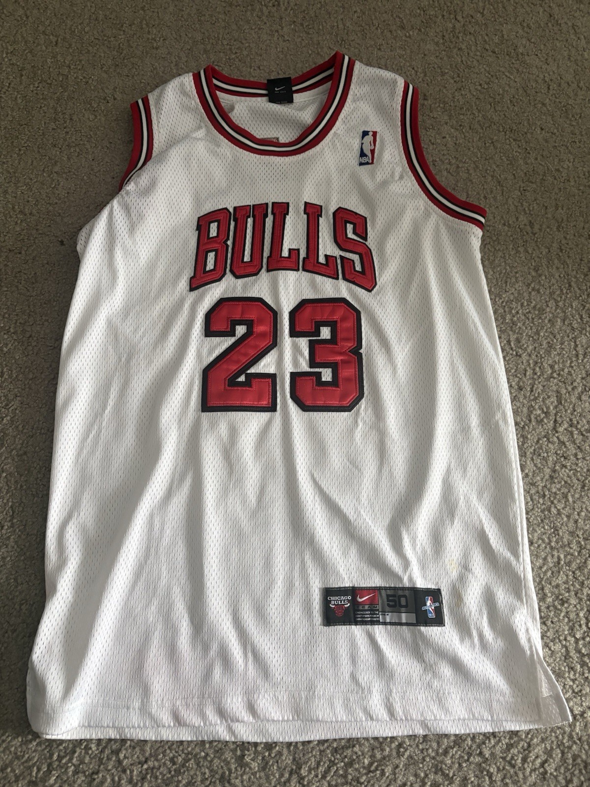 Michael Jordan 23 Bulls Jersey Nike 50 L White Used