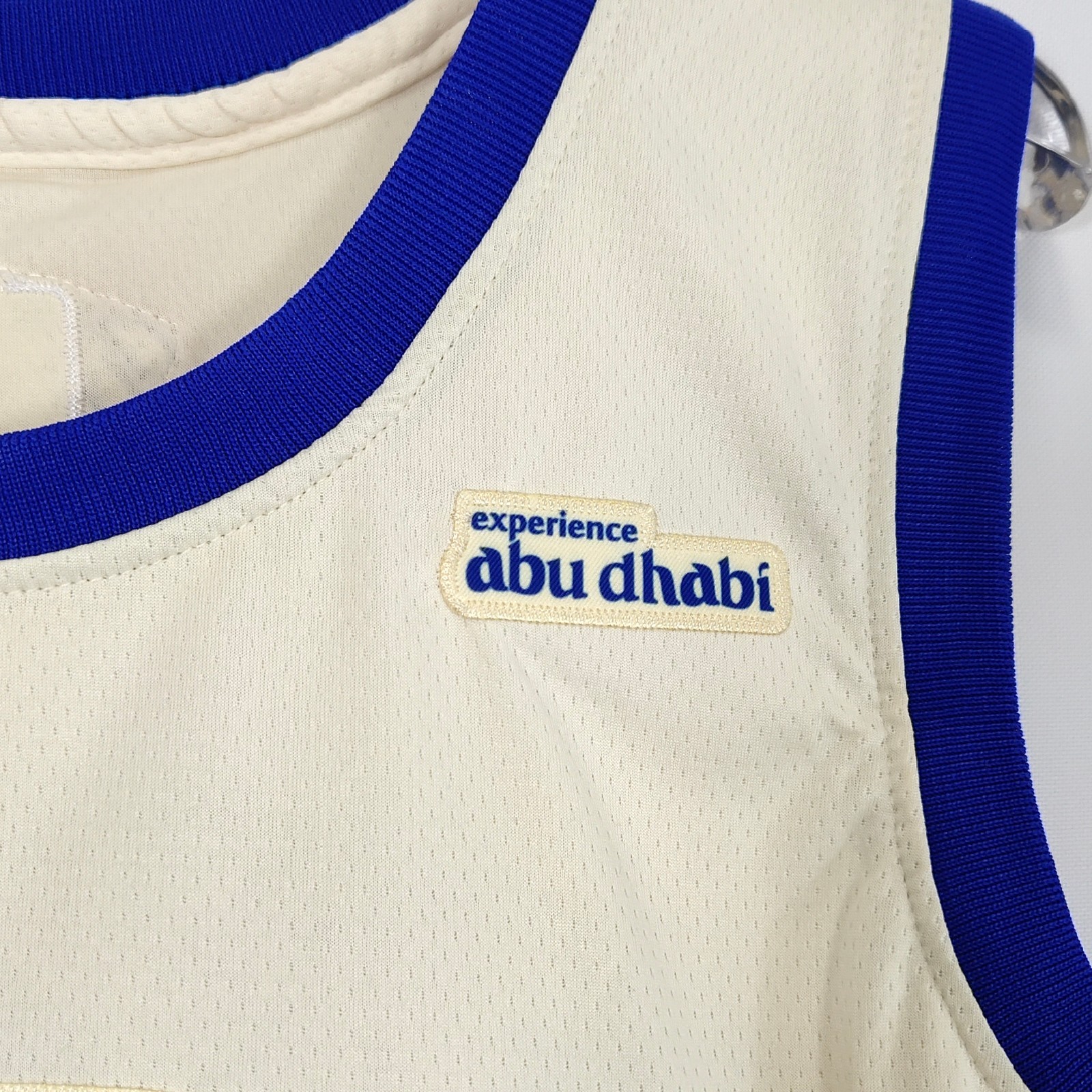 (FINAL version)Jalen Brunson #11 stitched lettering beige jersey