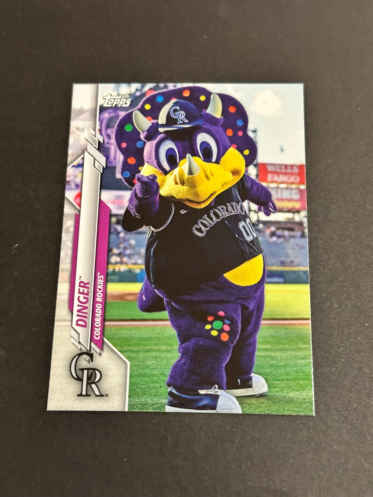 2020 Topps Opening Day – Dinger #M-4 Mascot Card