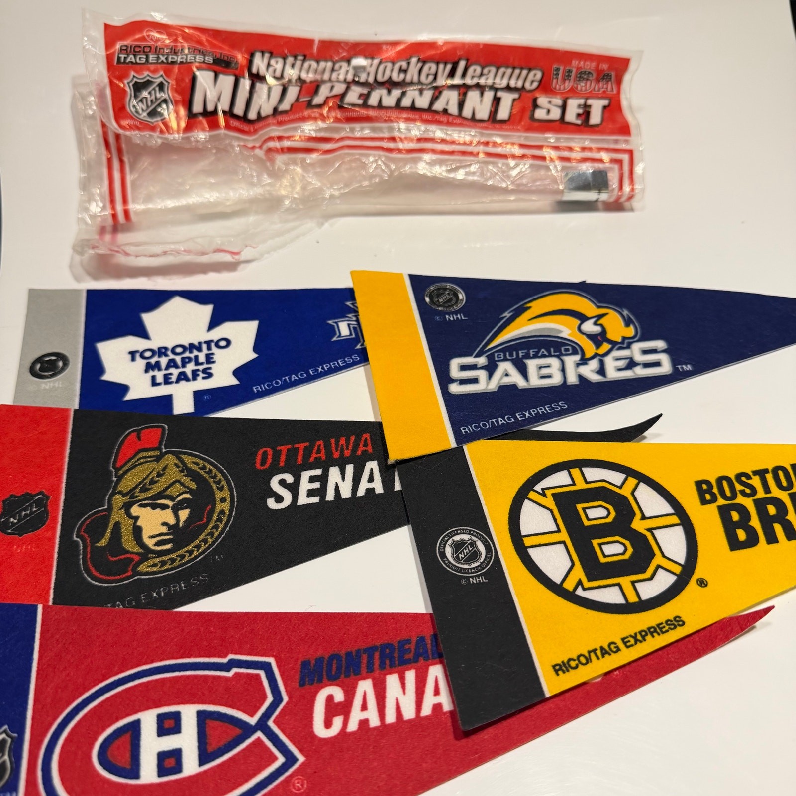 Complete NHL Mini Pennant Set 4×9 In Rico Industries Official Licensed