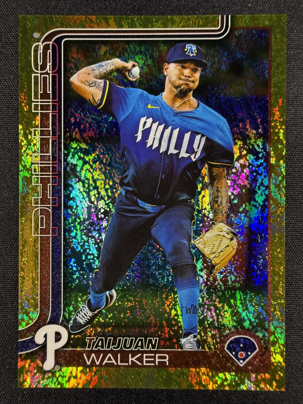 2025 Topps #351 Taijuan Walker Gold Holo Foil #/50