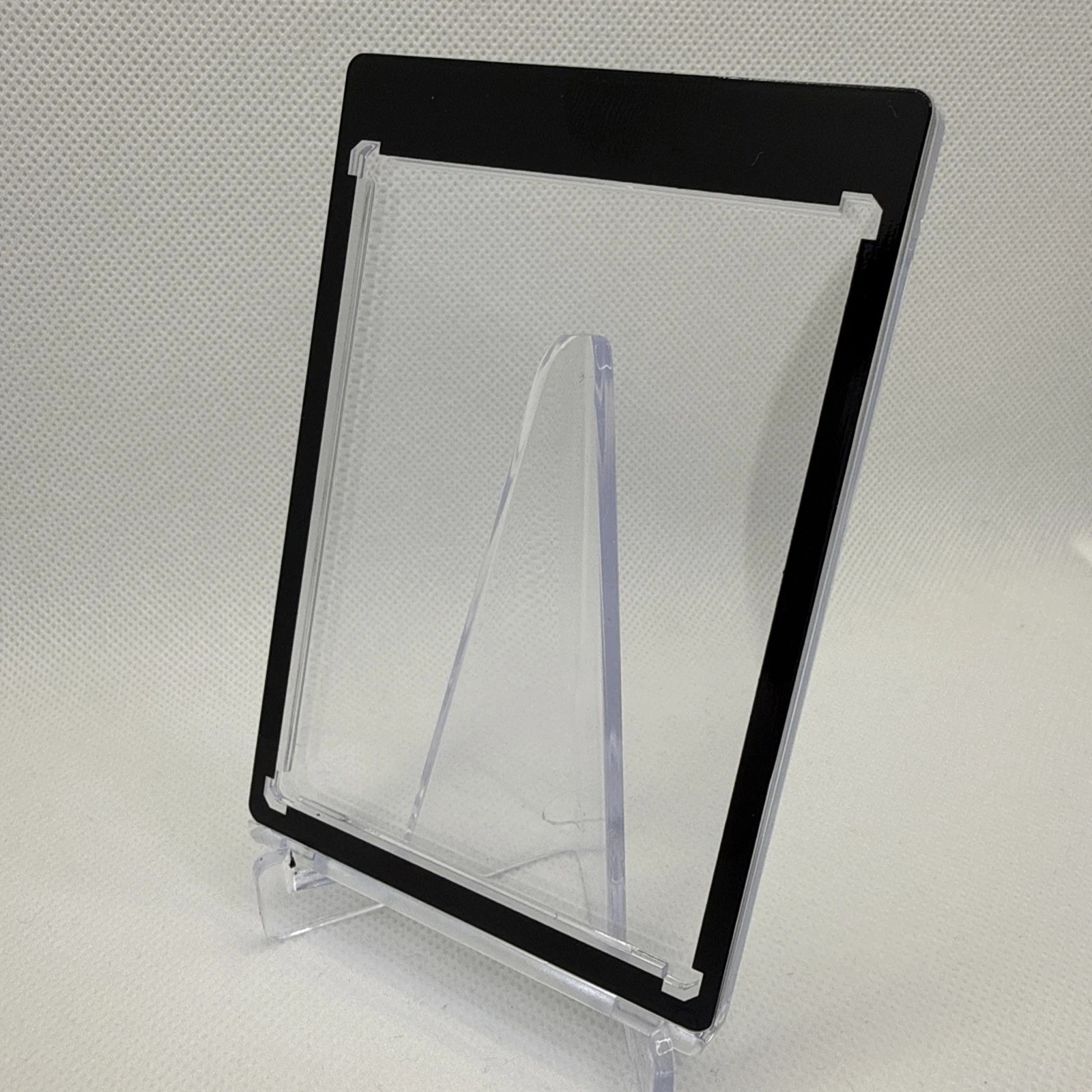 Magnetic Card Holder One Touch Case BLACK BORDER – 35PT & 55PT Sizes