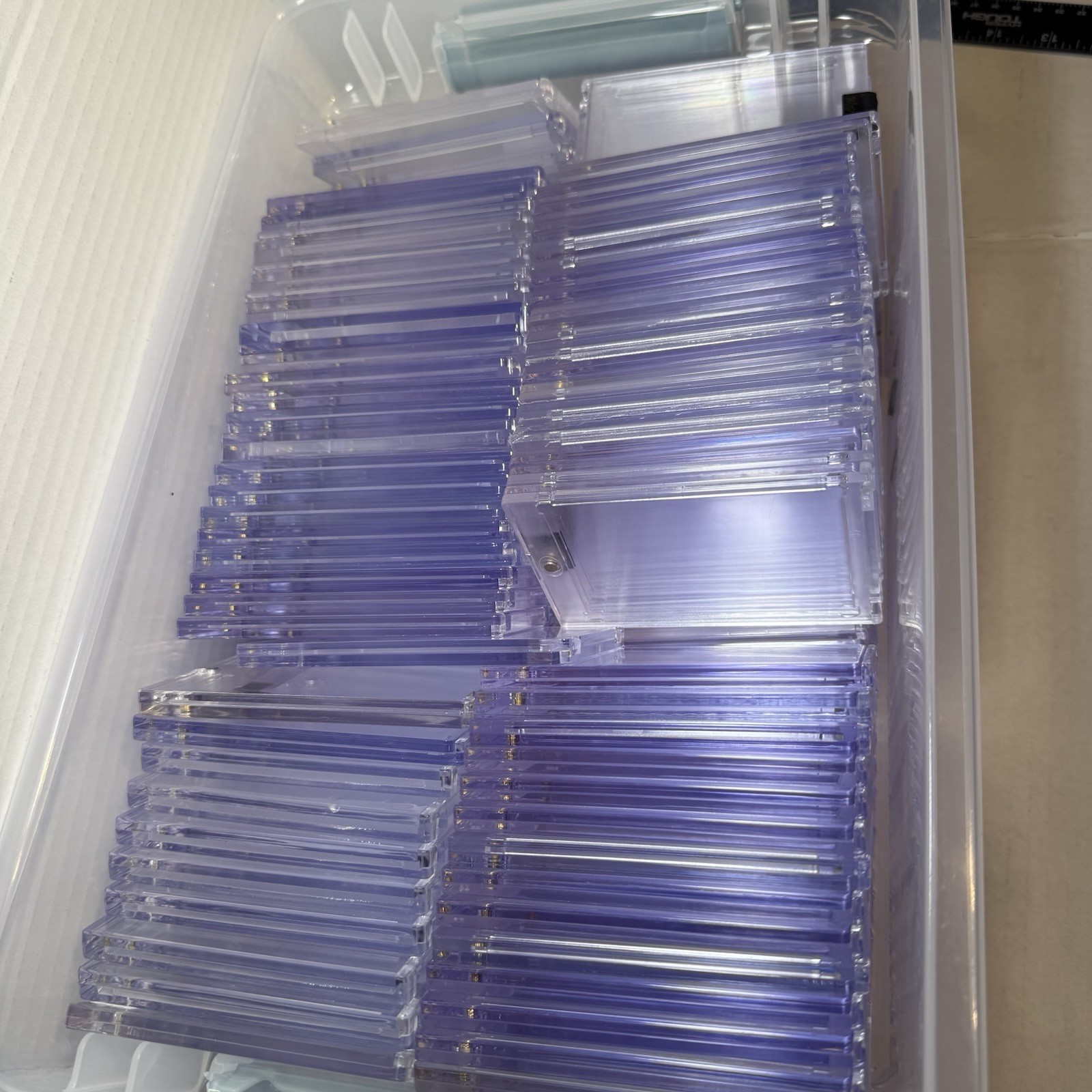 Lot Of 50 Used One Touch Cases Card Protectors Mags 35 PT Magnetic Card Holder