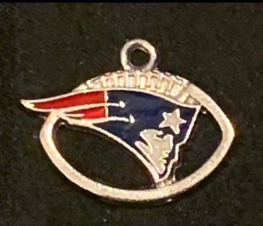 NEW ENGLAND PATRIOTS – NFL – DANGLE CHARM PENDANT
