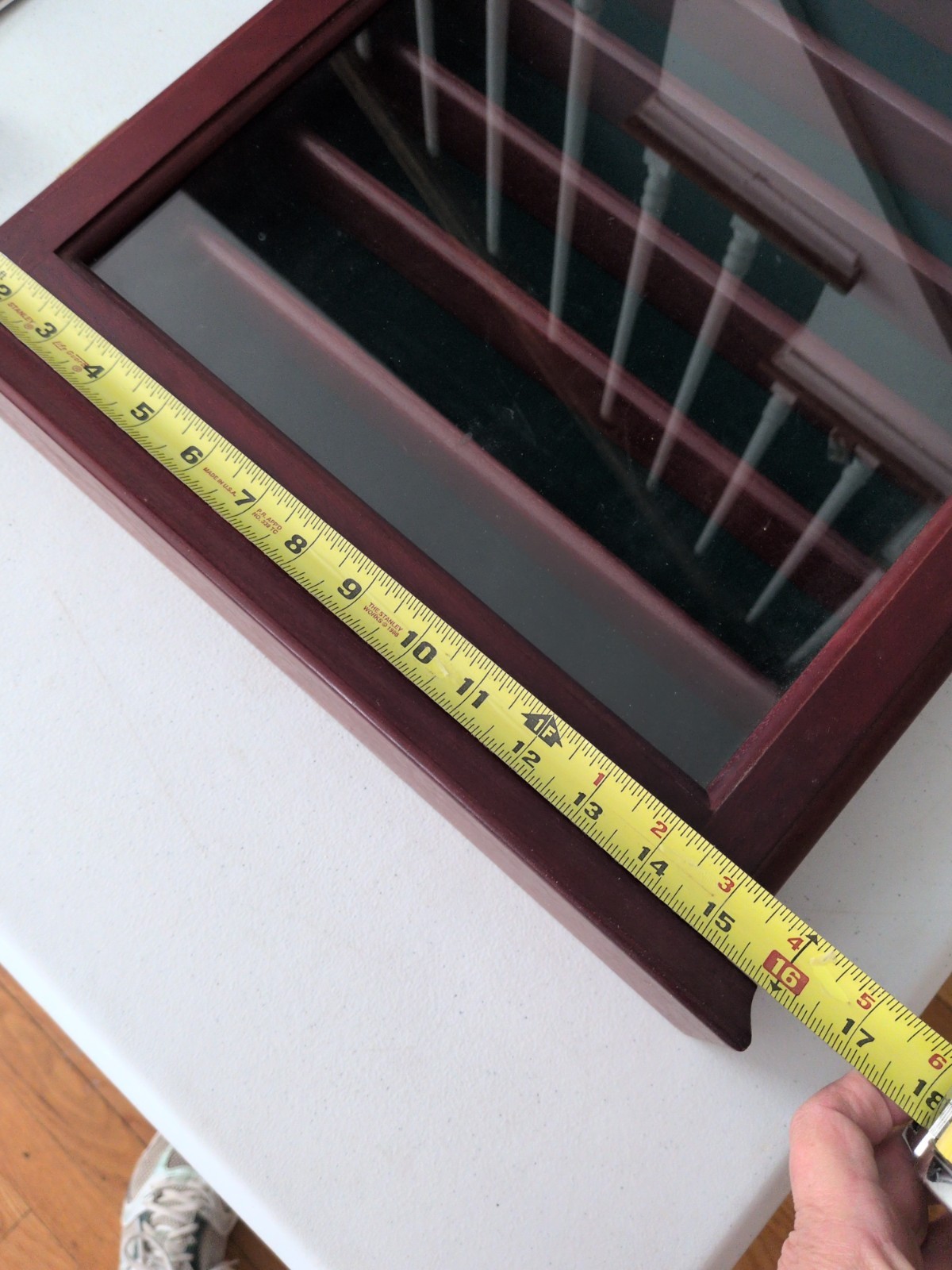 Cherry Mahogany Golf Ball Display Case Wood Cabinet Wall Mount Holds 36 18x16x3″