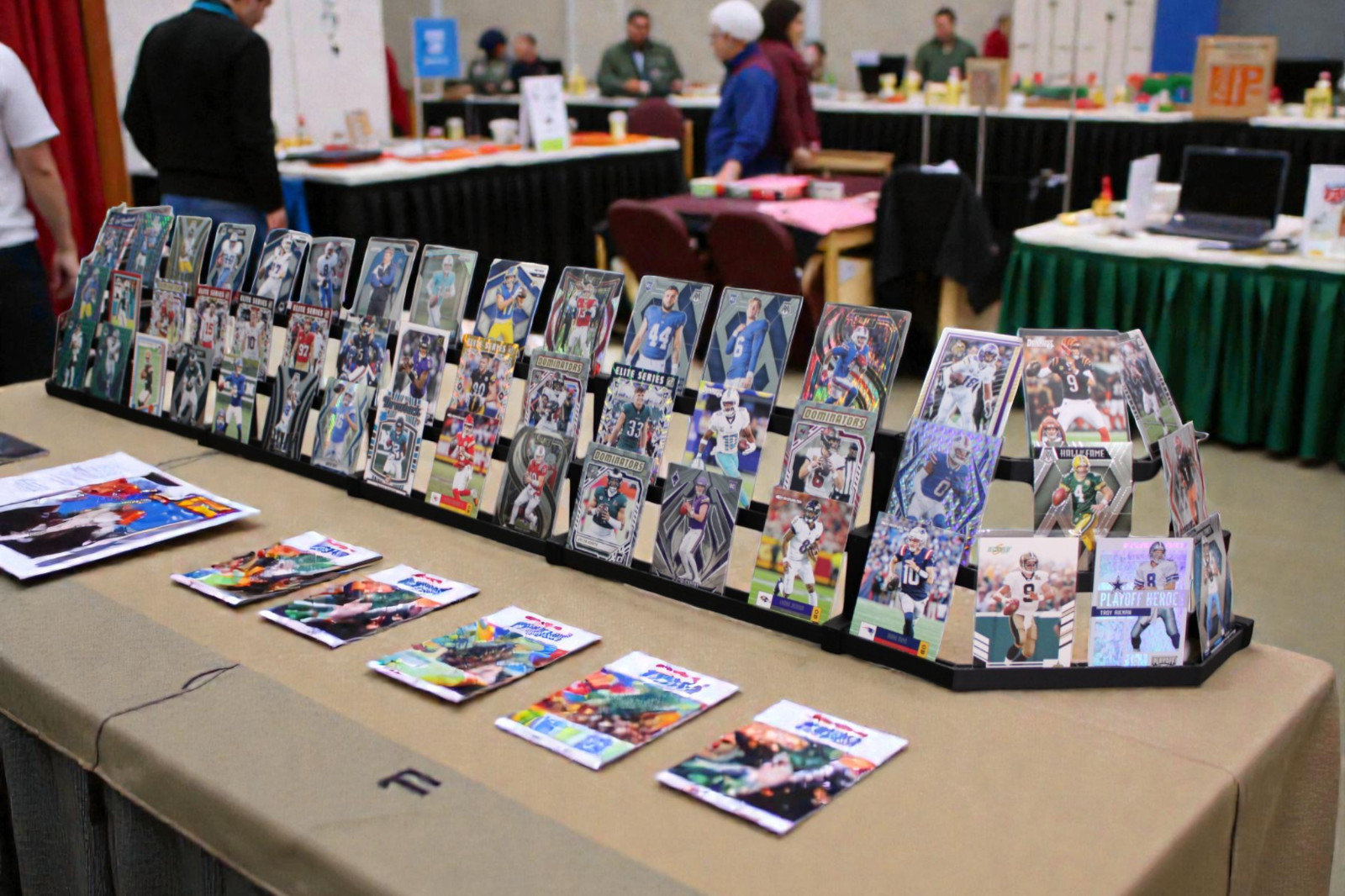 Tiered Card Holder Display – Vertical Modular Stand for Trading Cards