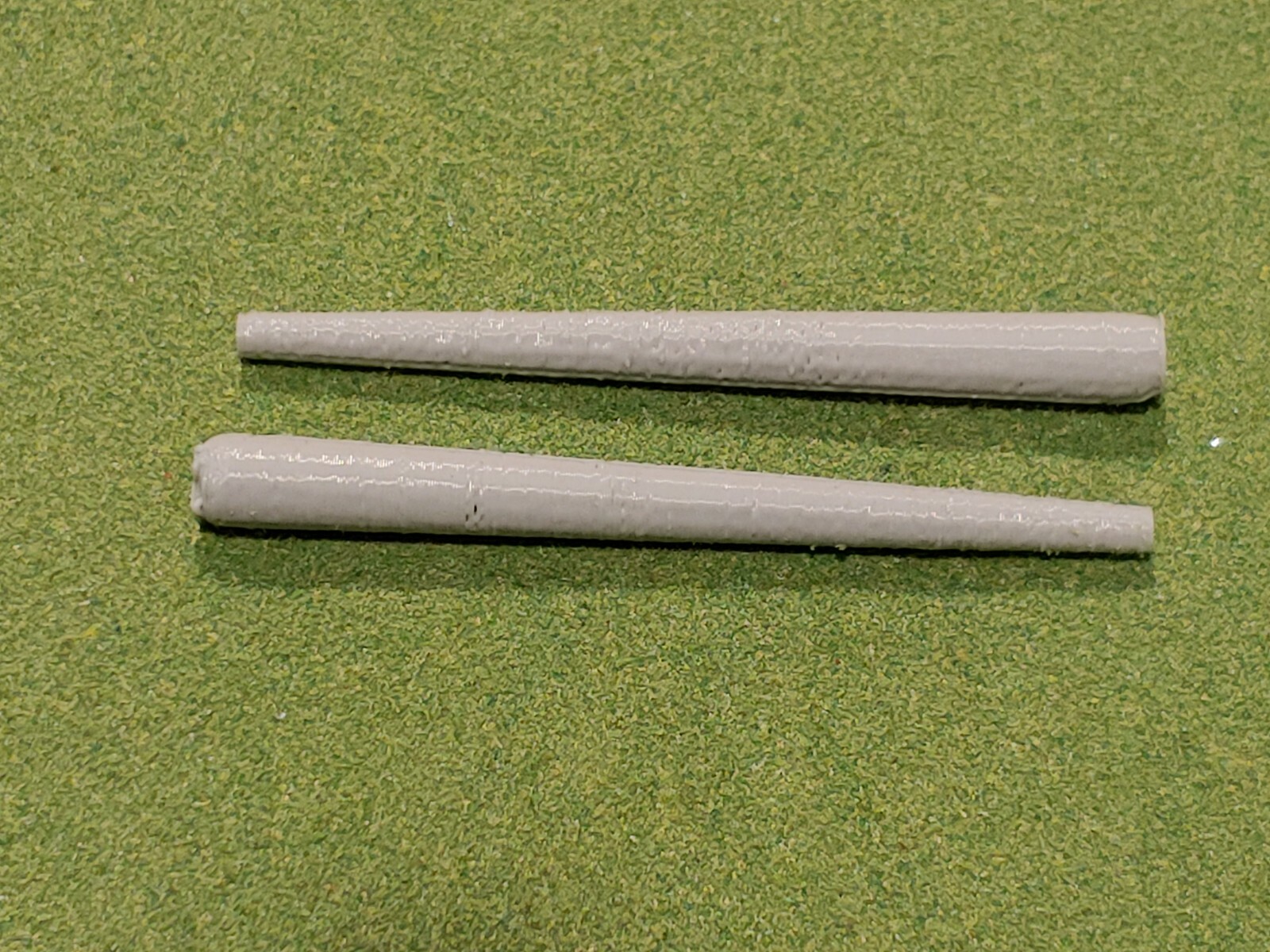 2 Baseball Bats for Bobbleheads – Various Colors