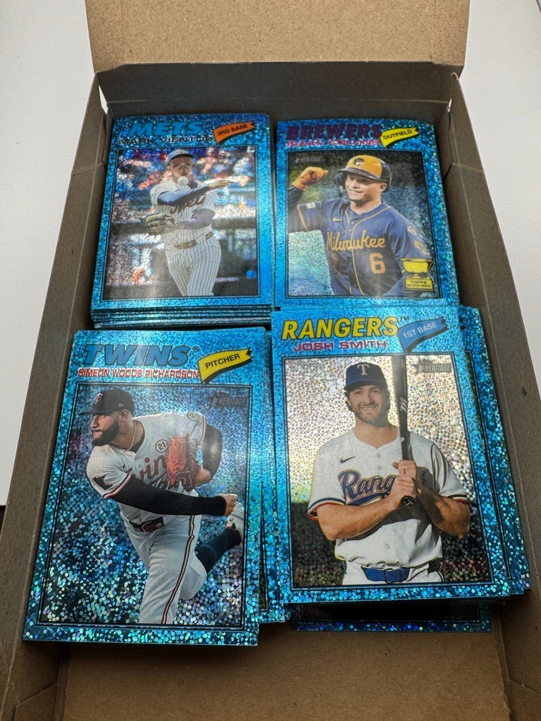 2026 Topps Heritage Light Blue Sparkle – Complete Your Set