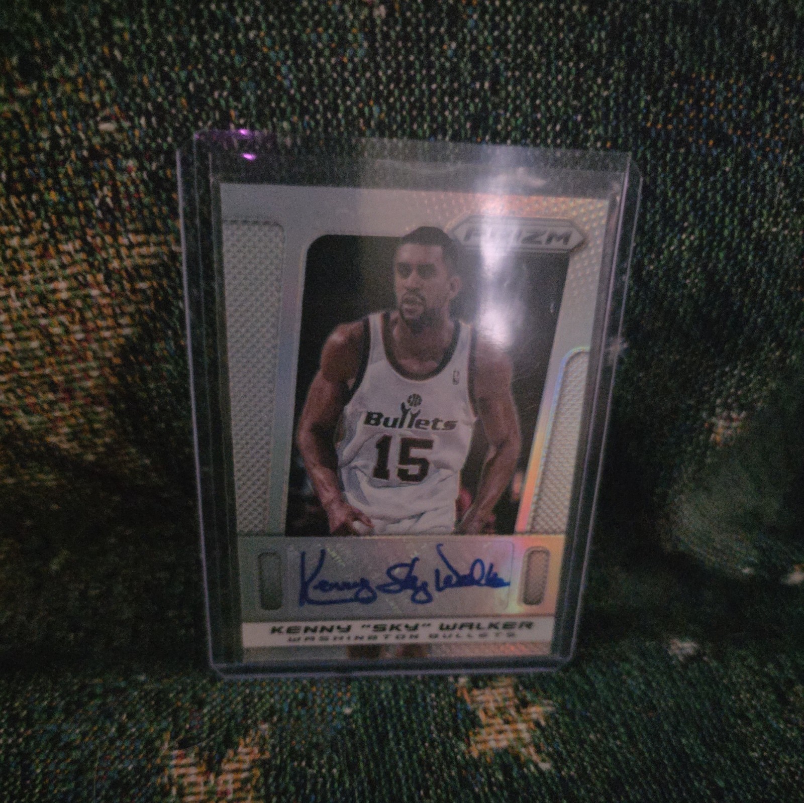 2013-14 Panini Prizm – Autographs Kenny Walker #52 Silver Prizm /25