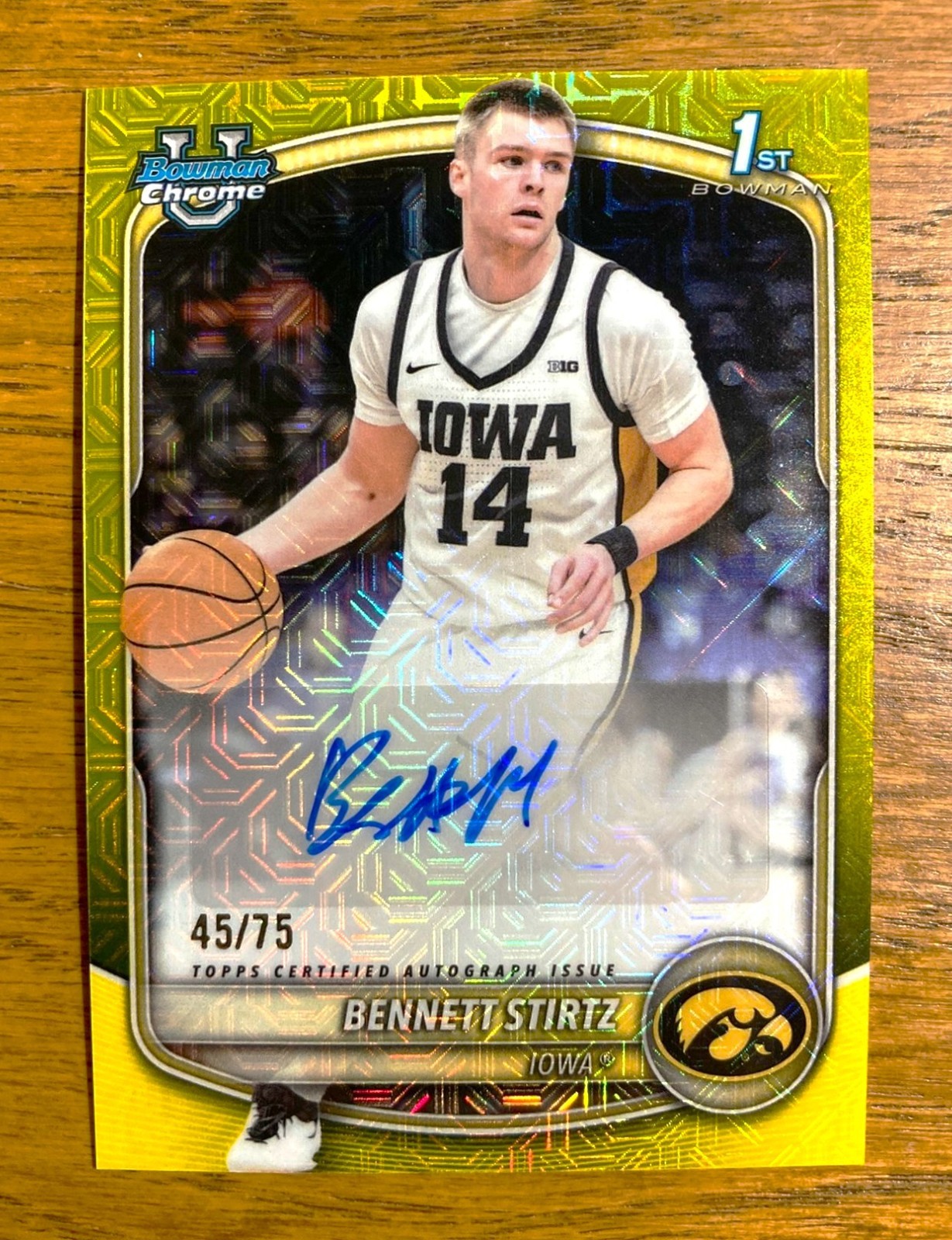 2025-26 Bowman U Chrome 1st Bennett Stirtz Yellow Mojo Prospect Auto /75 Iowa