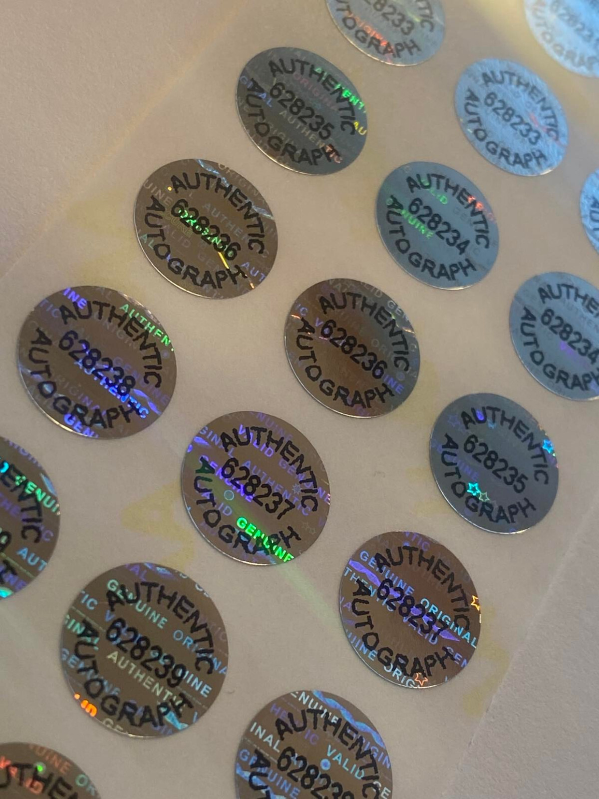 1000 AUTHENTIC AUTOGRAPH HOLOGRAM SECURITY LABELS STICKERS FOR SPORTS MERCH COA