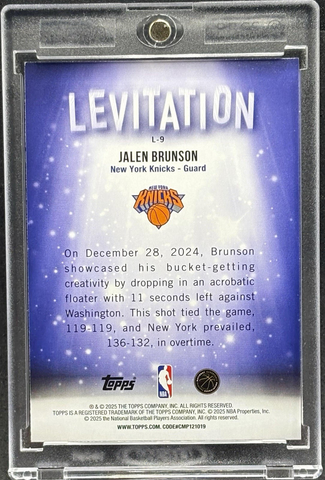 Jalen Brunson BLACK REFRACTOR CARD TOPPS KNICKS