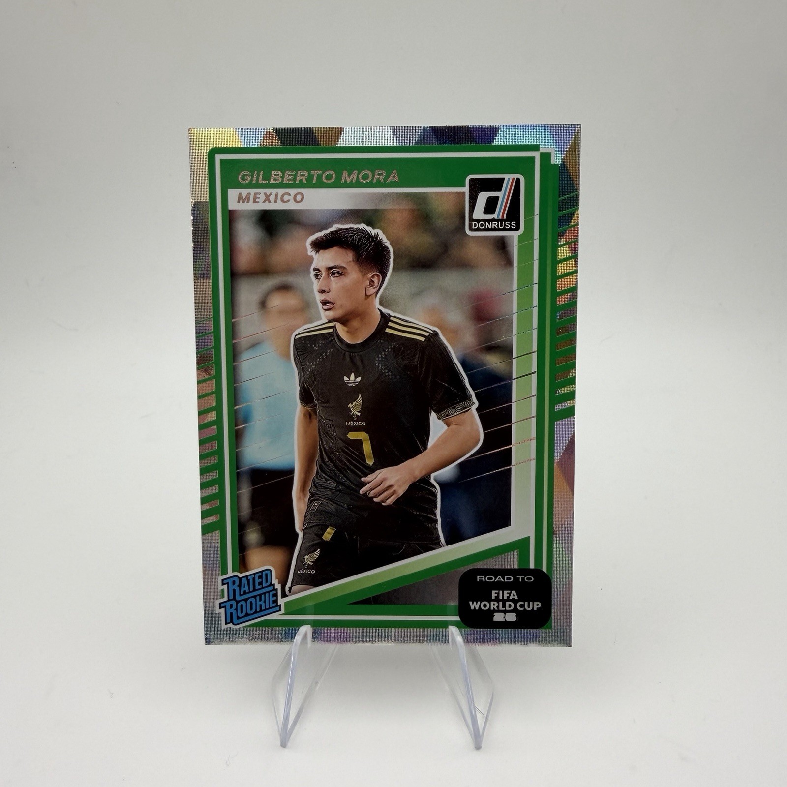 Gilberto Mora Rookie SP 2025-26 Panini Donruss World Cup Mexico Cubic Holofoil