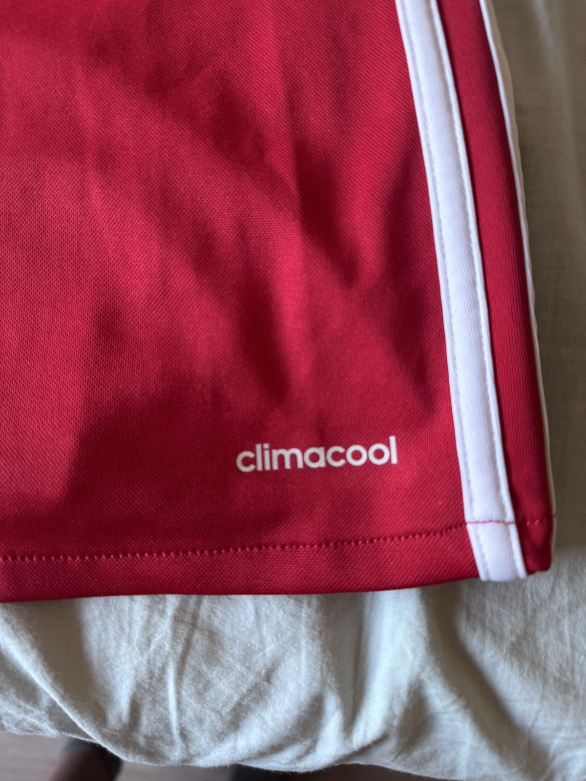 Brand New without tag from CFS Manchester United 2015/16 Home Shirt SzM Rooney