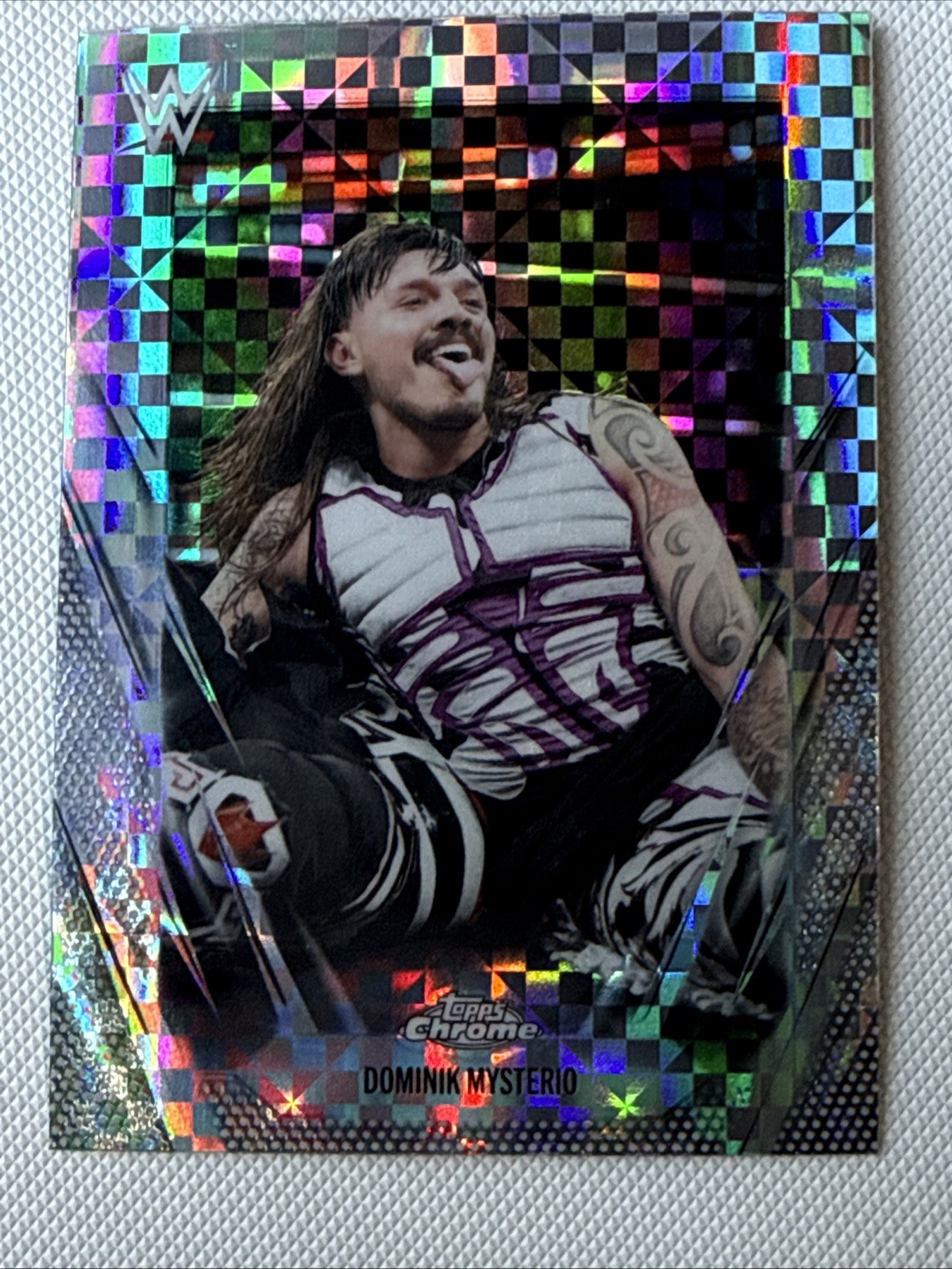 X-FRACTOR REFRACTOR 2026 Topps Chrome WWE Wrestling Cards You Pick/Choose! READ*