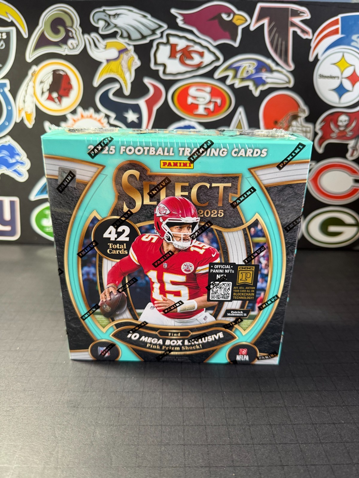 2025 PANINI SELECT FOOTBALL MEGA BOX (PINK PRIZM SHOCK PARALLELS!)