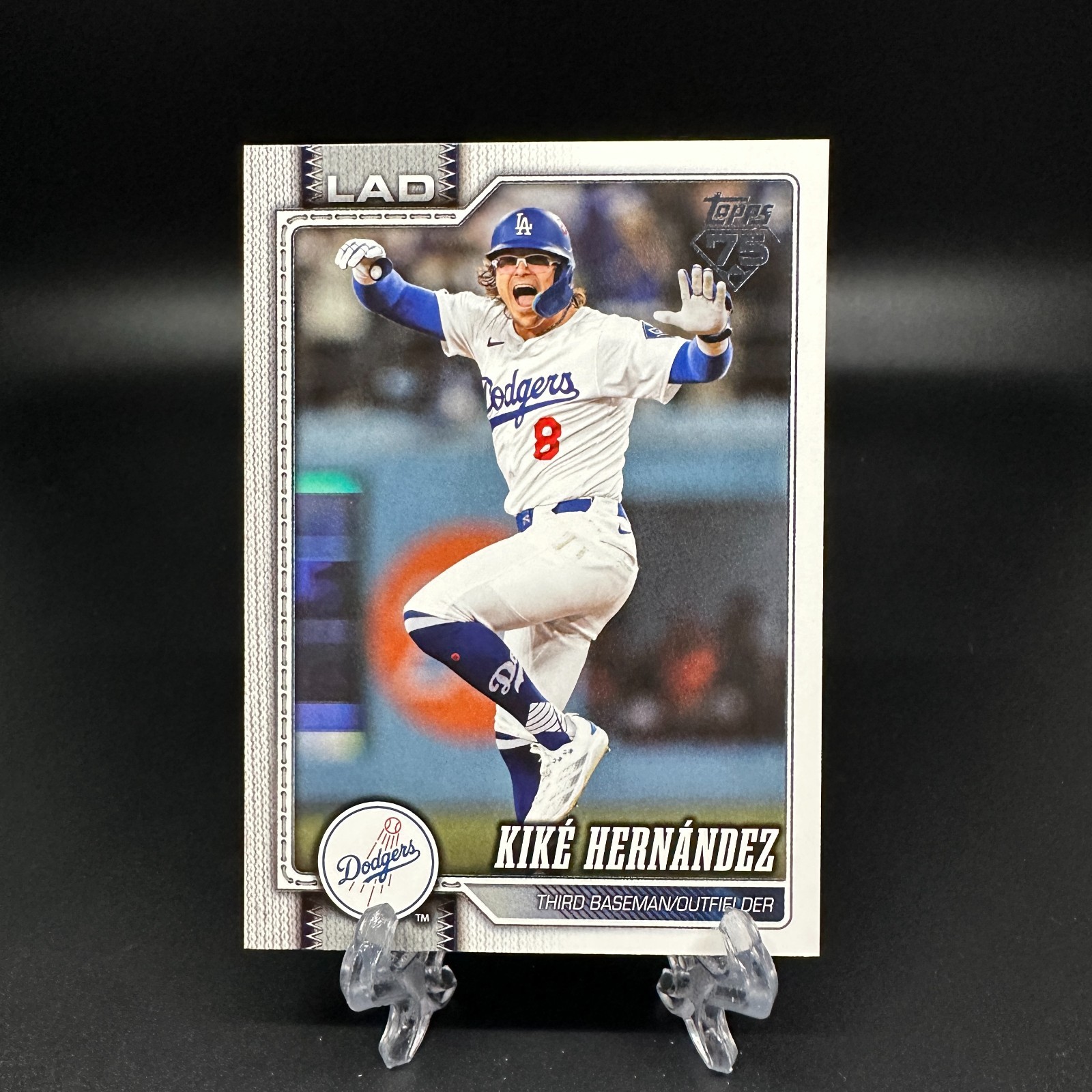 2026 Topps Series 2 – Kike Hernandez #571 Dodgers