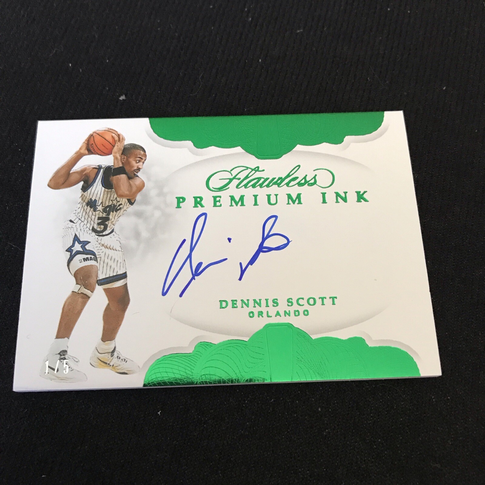 2018-19 Flawless Dennis Scott Green Premium Ink Auto Autograph #1/5 Magic