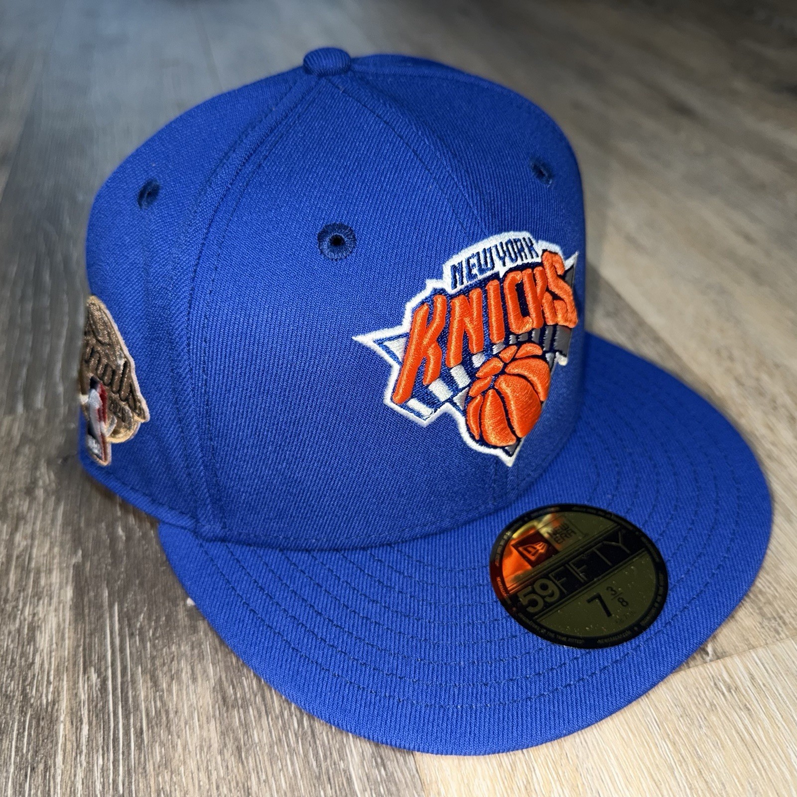 New York Knicks NBA Finals Patch Fitted Hat New Era Authentic 59FIFTY Blue