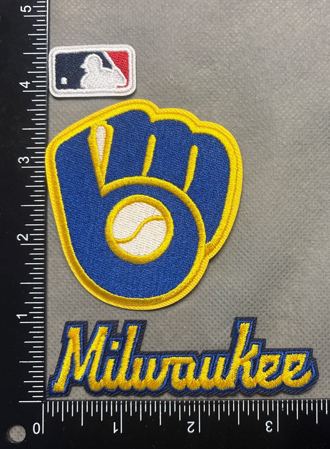 MILWAUKEE BREWERS LOT SET OF 3 MLB BASEBALL IRON ON PATCHES