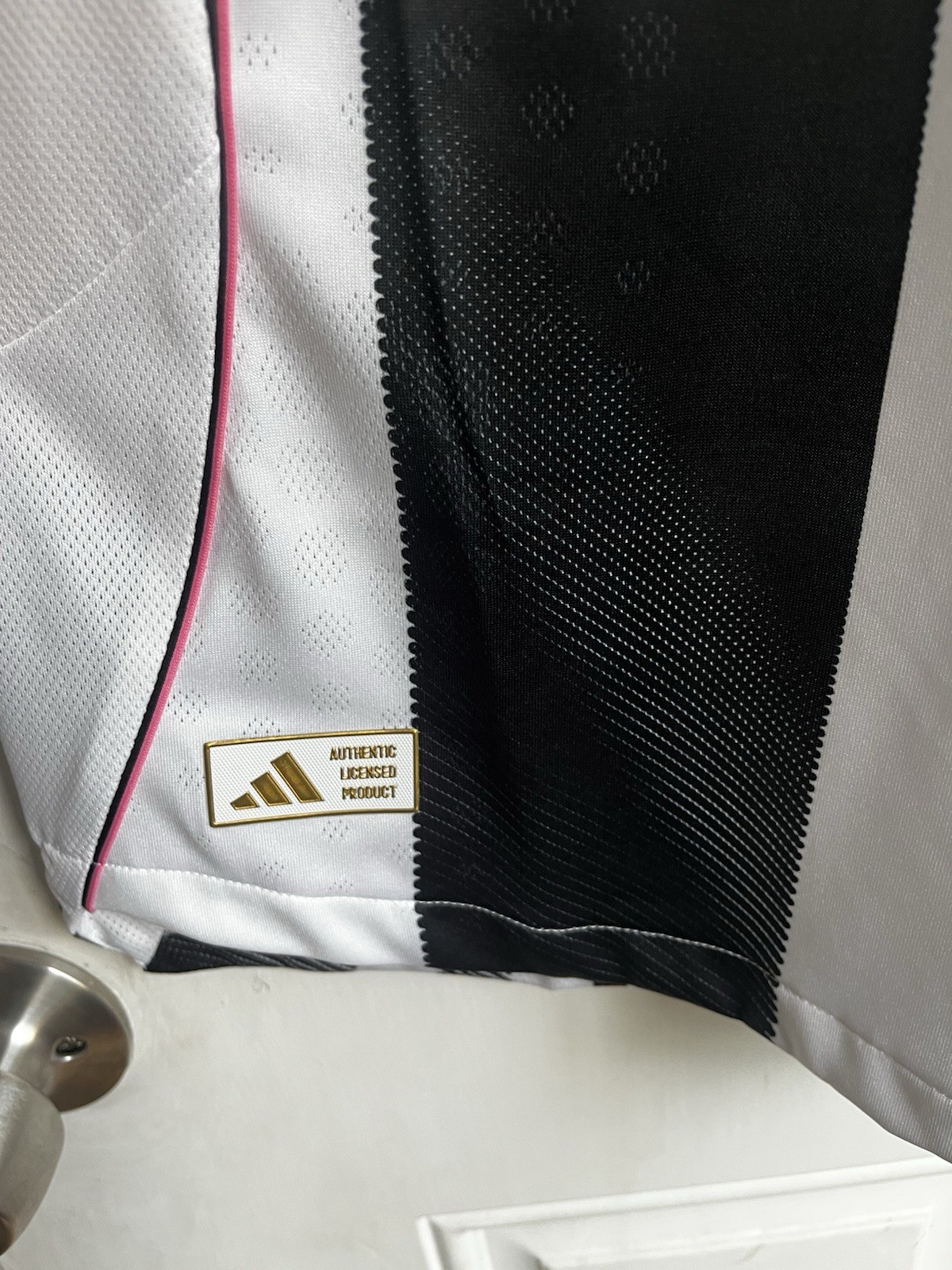 adidas Juventus Officially Licensed White Black Pink Soccer Jersey Size M