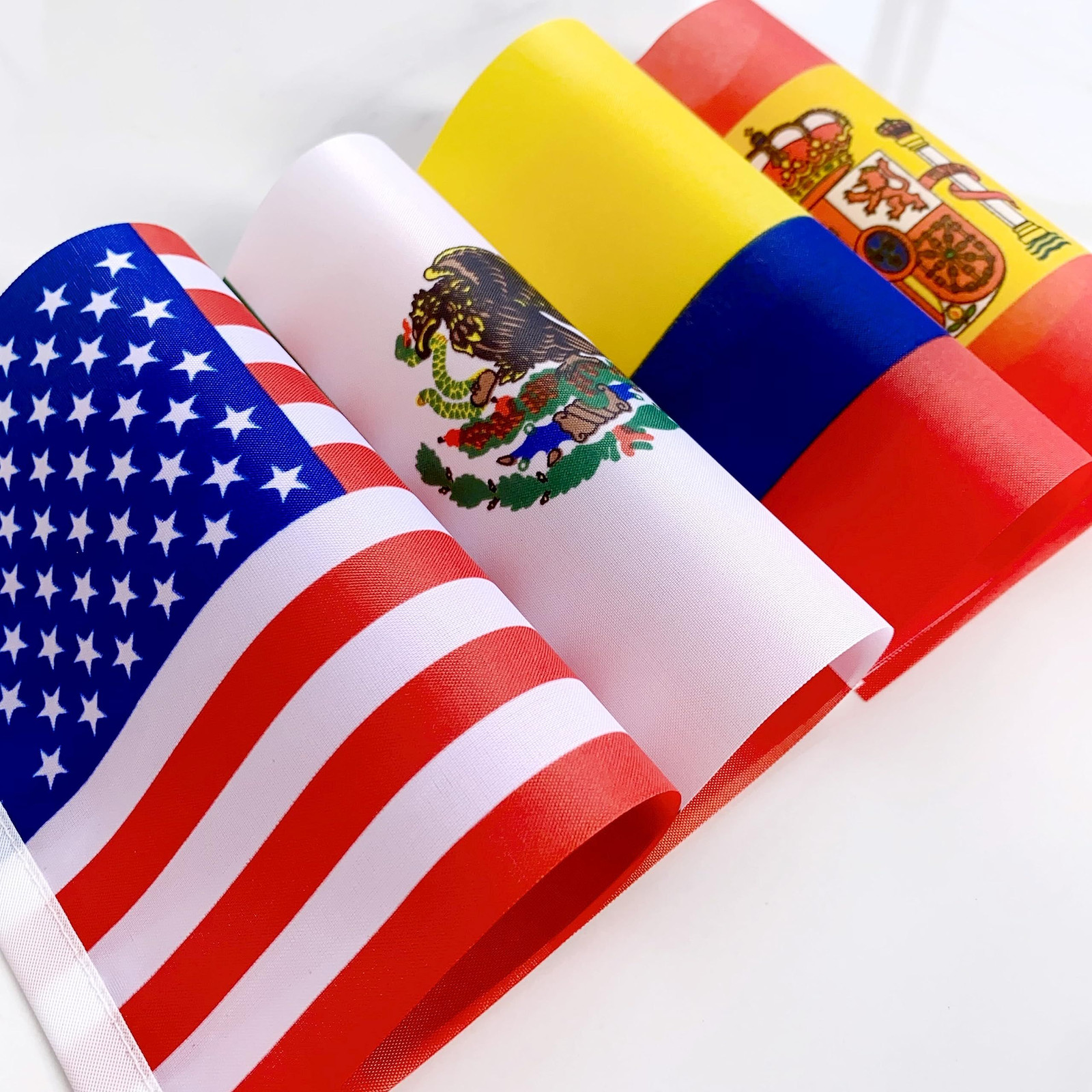 LUSEOAN 226 Different Countries 8.2 x 5.5 Inch, 226 Flags