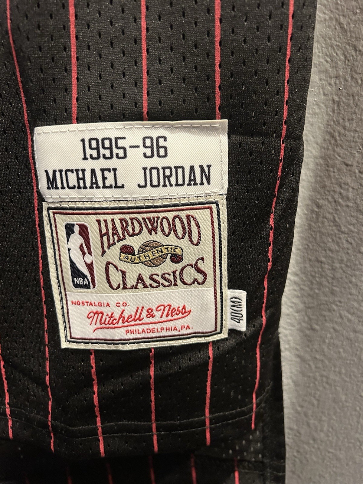 Mitchell & Ness Michael Jordan #23 Chicago Bulls 1995-96 Black Jersey M