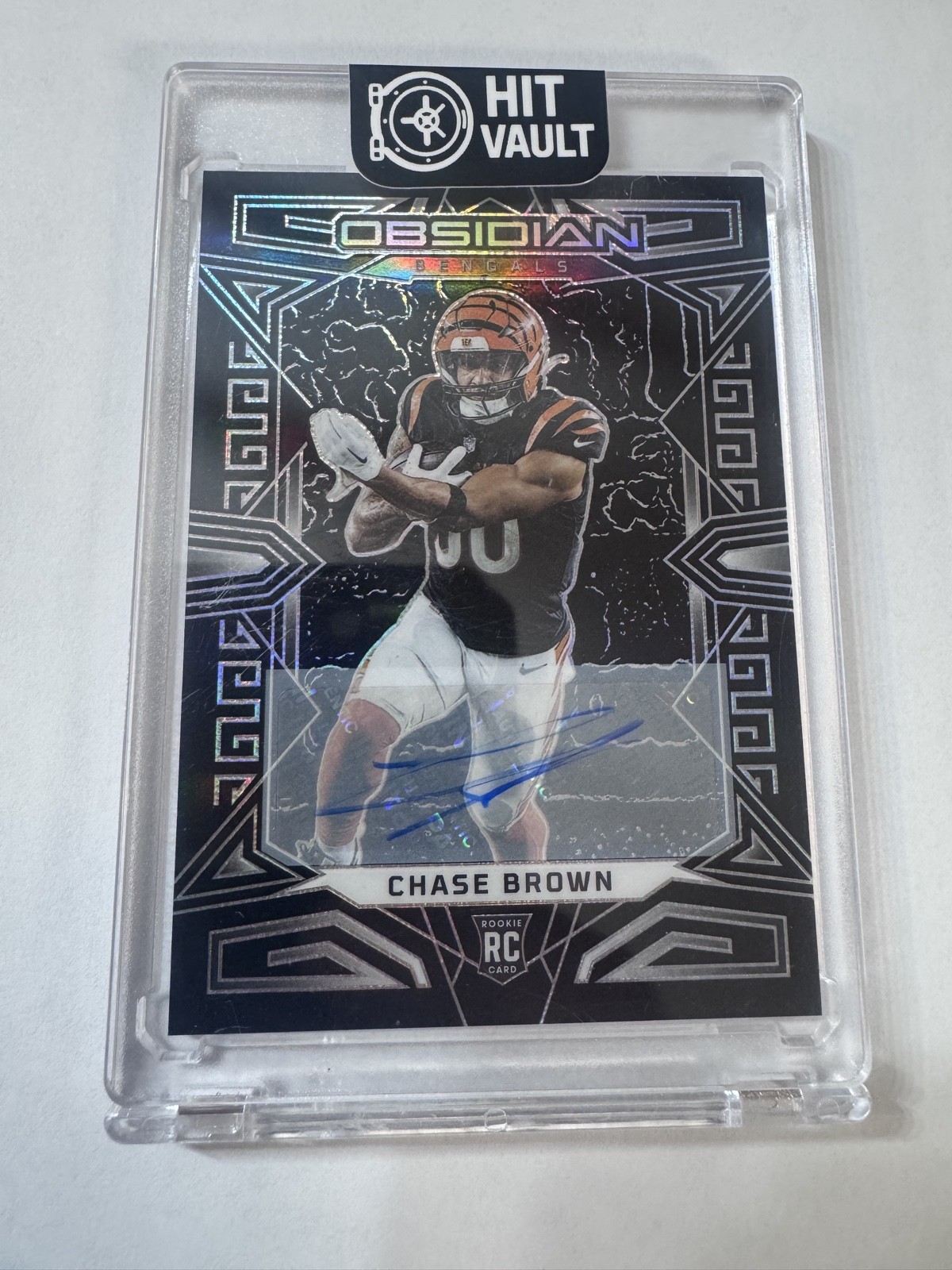 2023 Panini Obsidian – Chase Brown #118 Signatures (AU, RC)