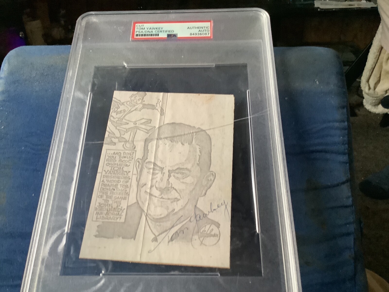 Tom Yawkey Cut Signature PSA/DNA Authenticated