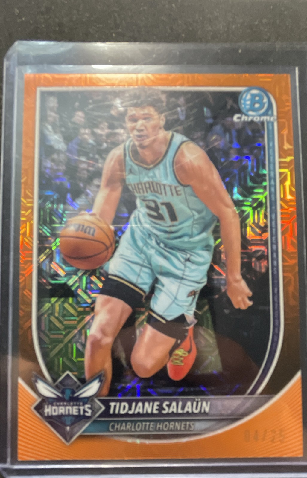 2025-26 Bowman – Chrome Tidjane Salaun #BCV-169 orange Geometric Refractor /25