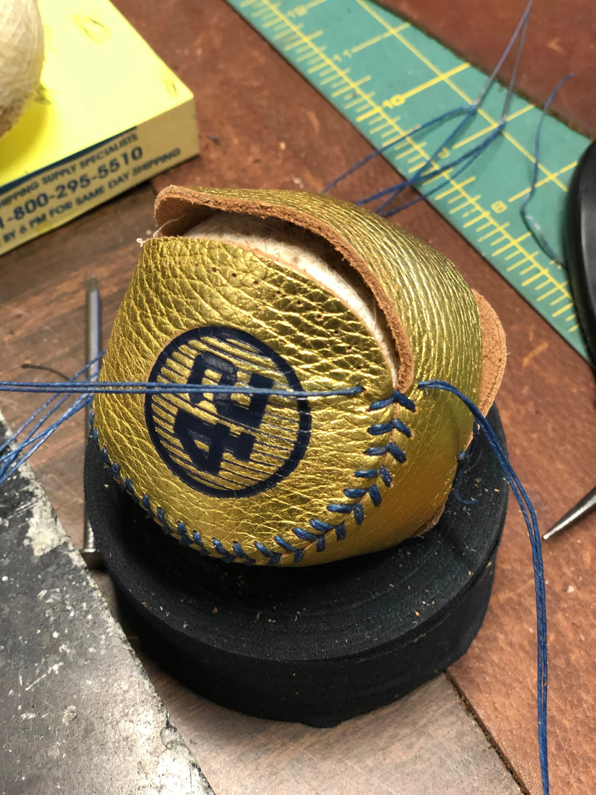 Mariano Rivera Yankees Autographed Inscribed Gold Baseball LE of 42 (CX Auth)