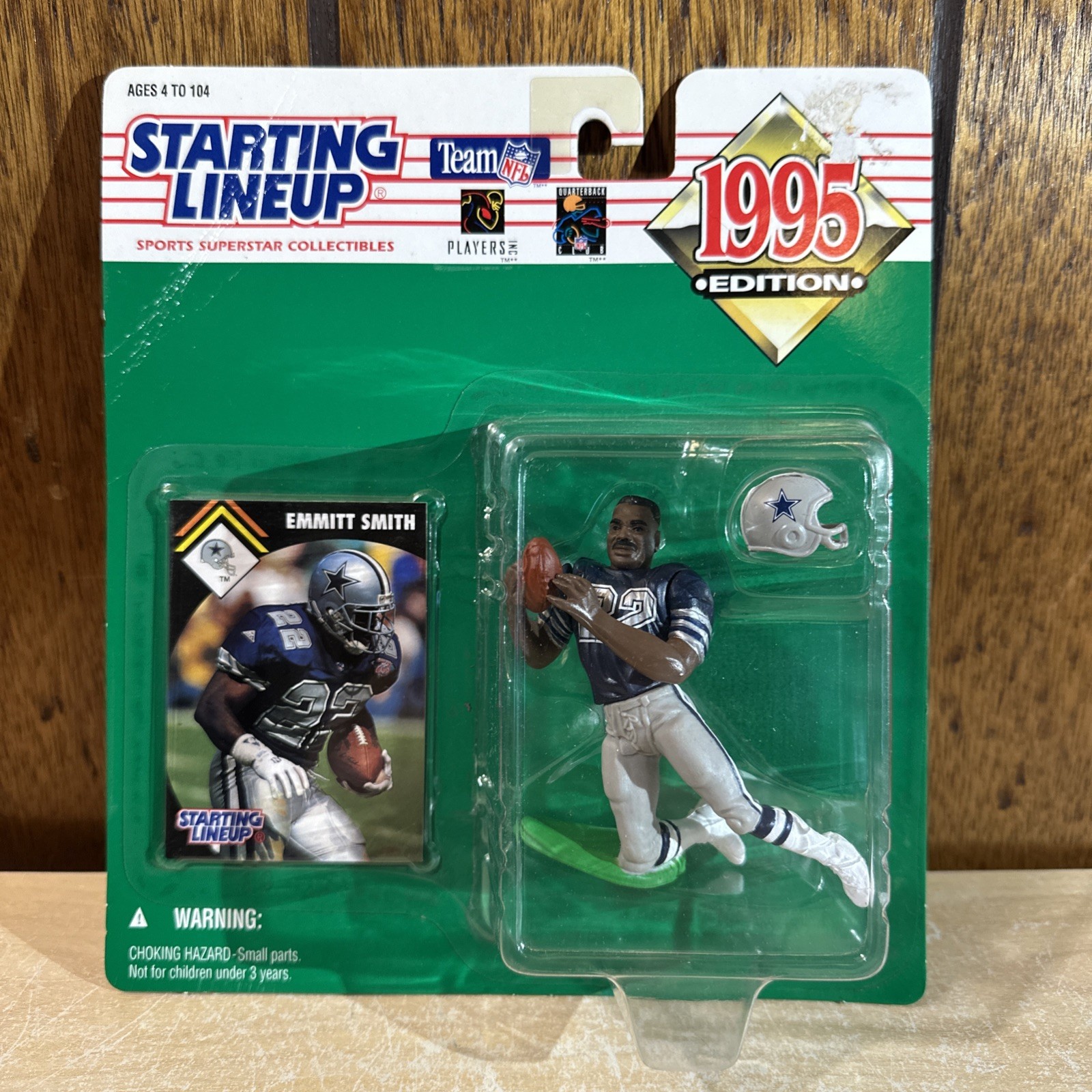 Emmitt Smith Starting Lineup NFL #22 Dallas Cowboys Action Figure and Card 1995