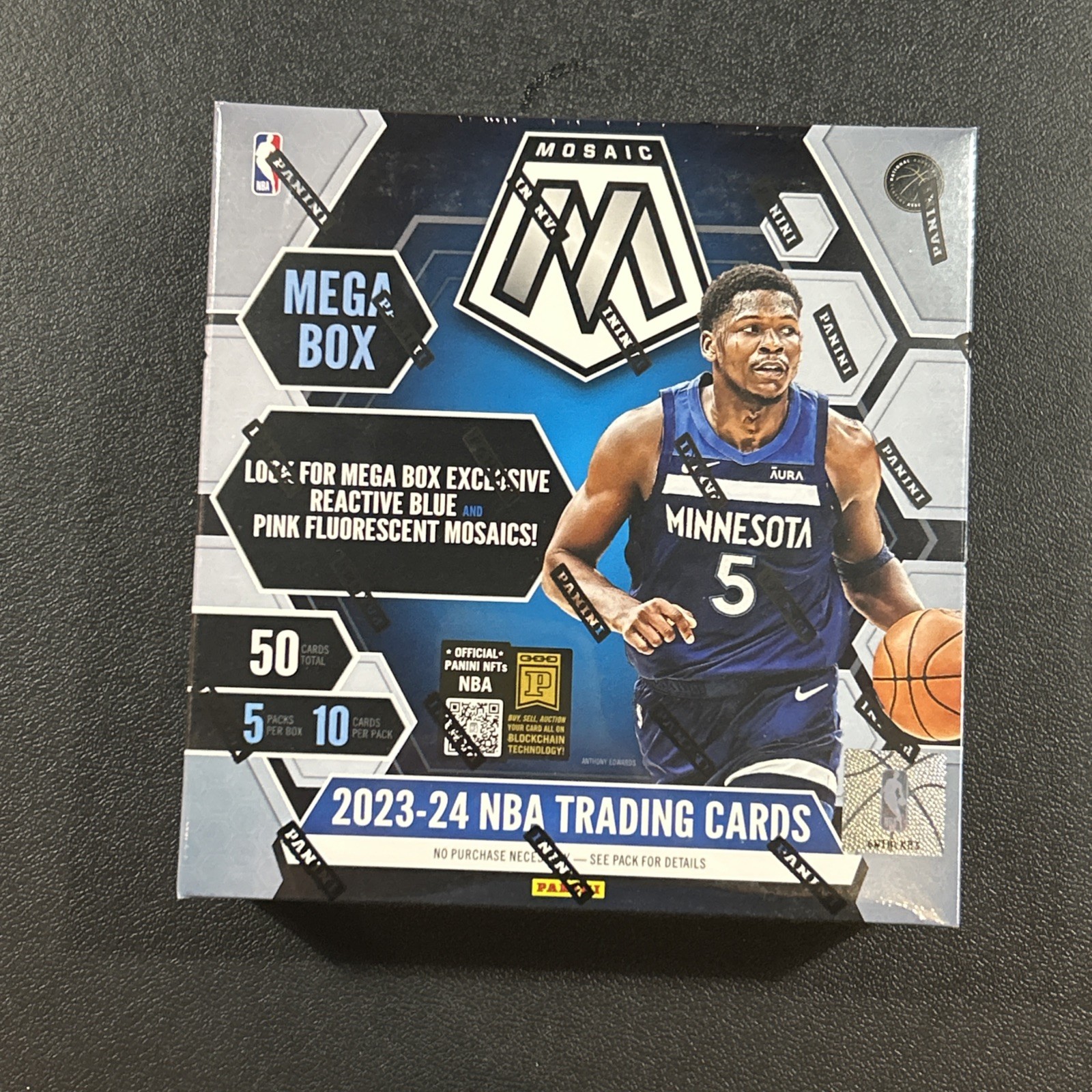2023/24 PANINI MOSAIC BASKETBALL MEGA BOX (BLUE & PINK MOSAICS!)