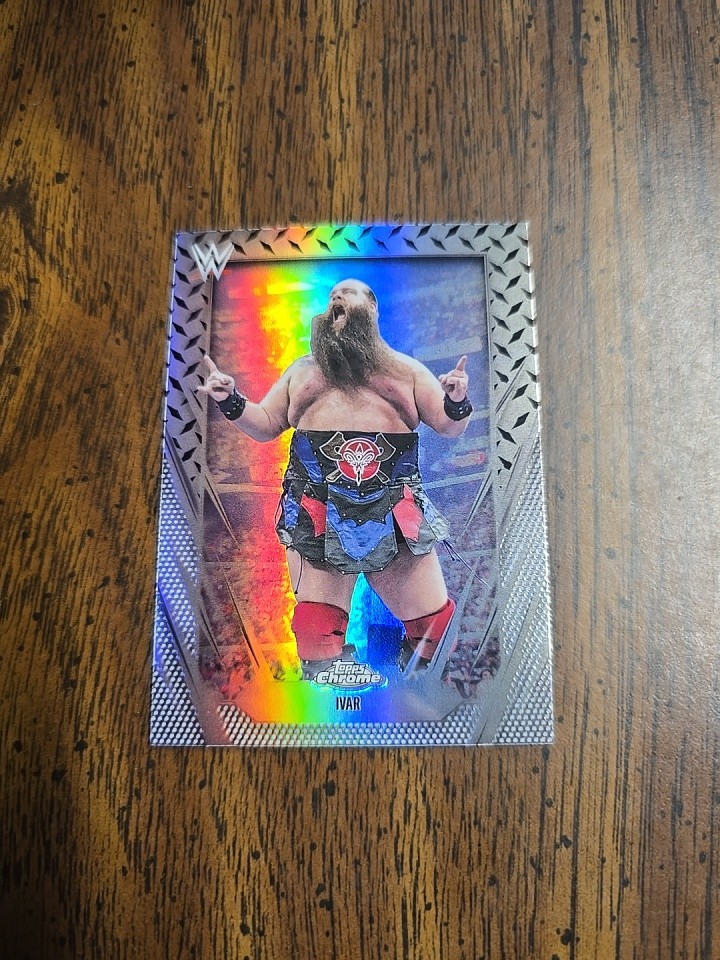 IVAR 2026 Topps Chrome WWE #111 Diamond Plates Refractor