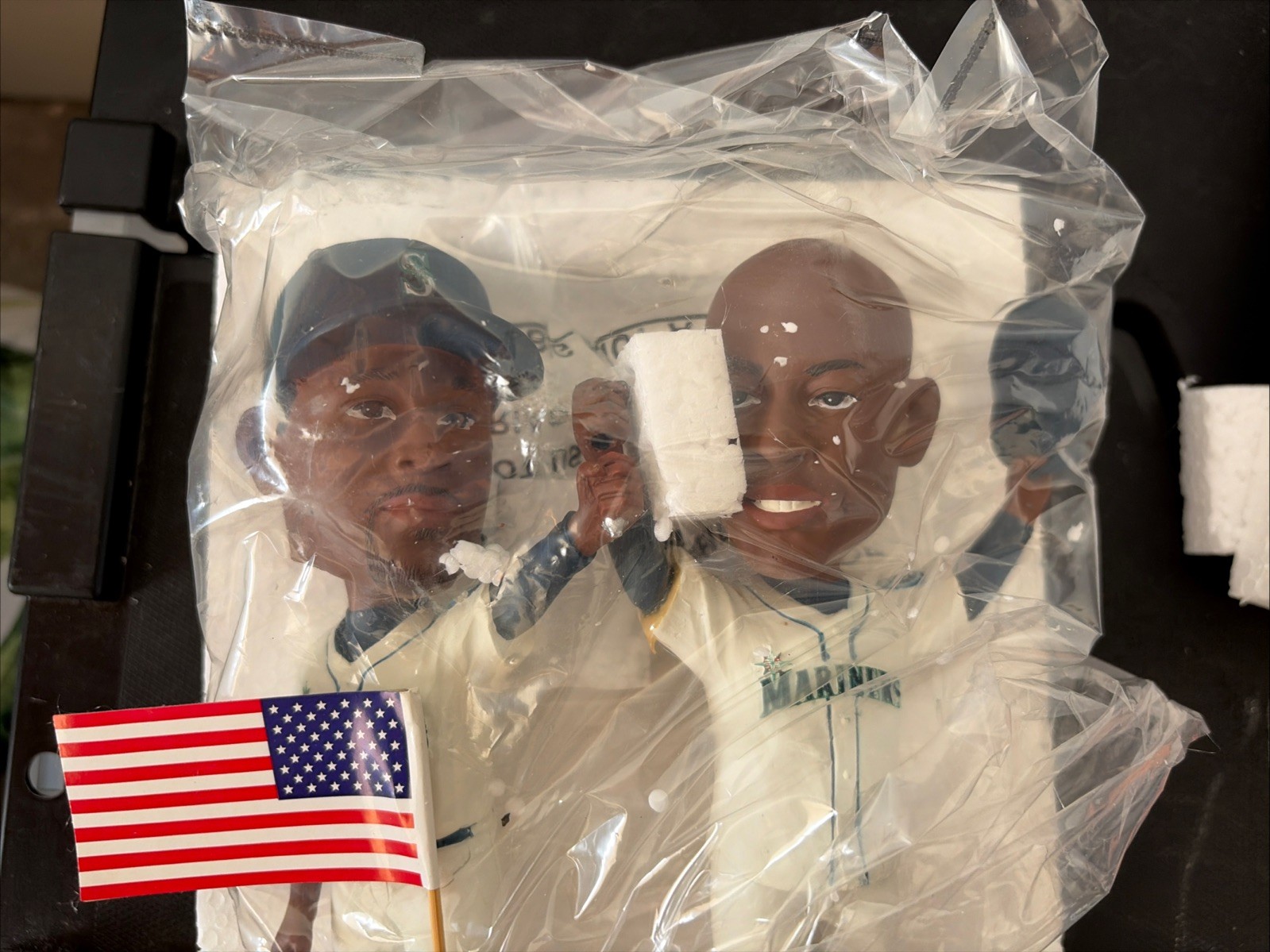 2011 Seattle Mariners Mark McLemore & Mike Cameron Sweet 116 Bobblehead SGA NIB