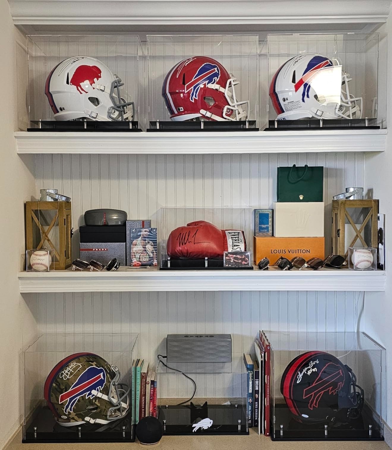 Acrylic Boxing Glove Display Case – Clear