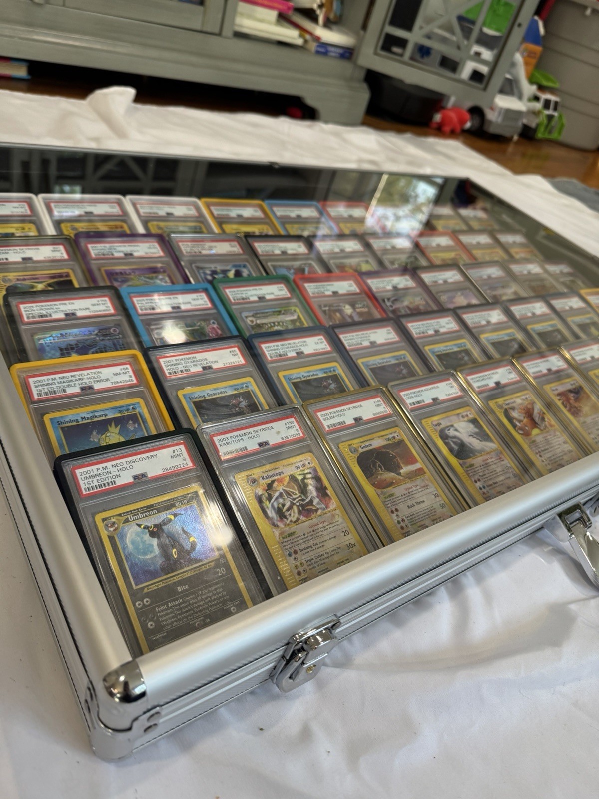 Standard/Jewlery Display Case Card Riser Stands – Holds Slabs and more! 30 Count