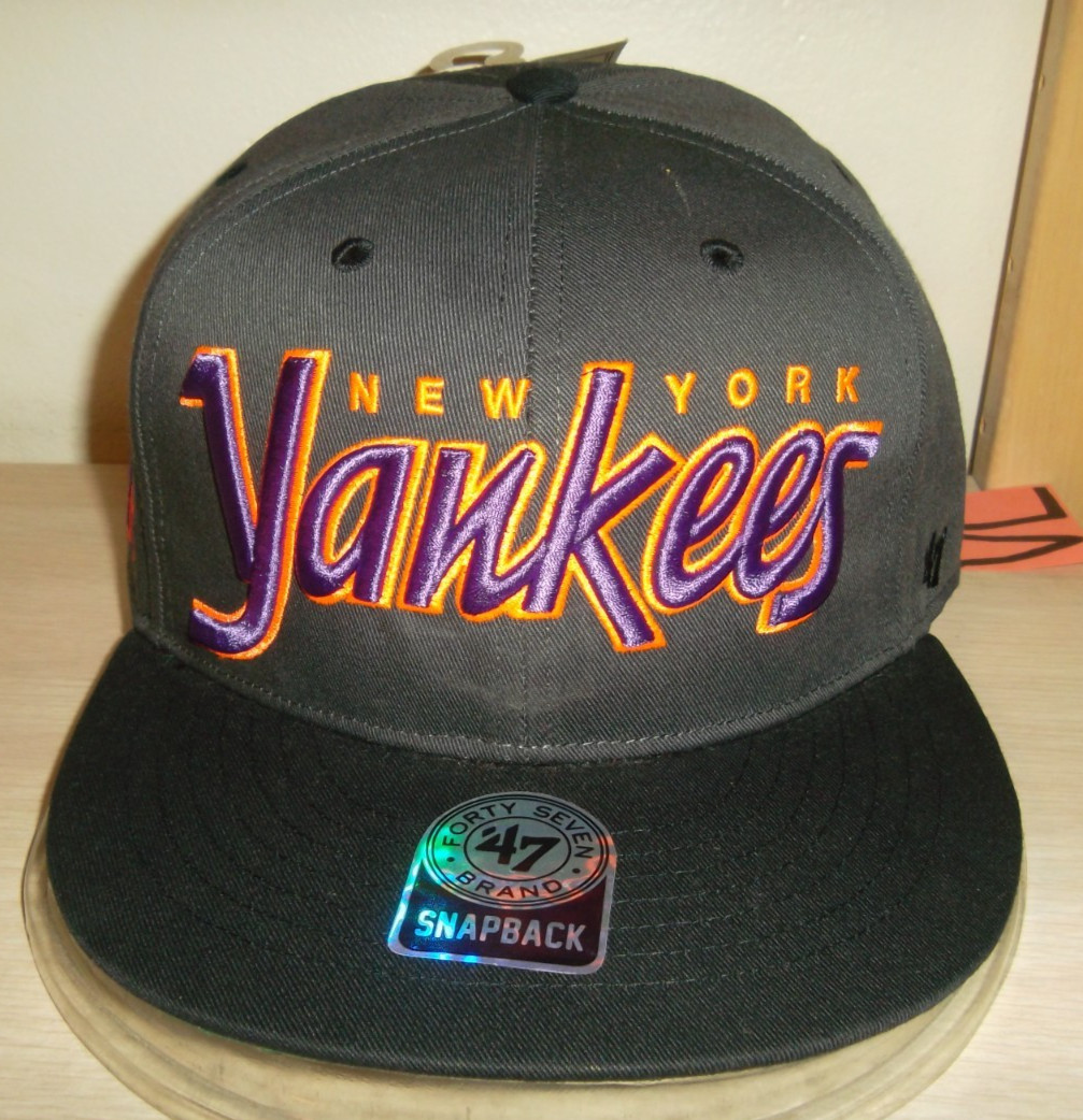 NEW YORK YANKEES BASEBALL HAT ’47 BRAND SNAPBACK/GRAY-BLACK-PURPLE/RETROSCRIPT