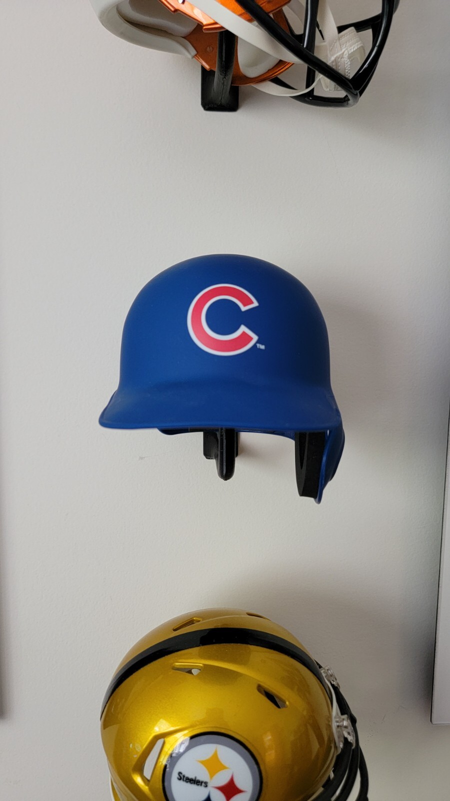 MLB 1:3 Scale helmet wall hanger.  3d printed from PLA+, display holder, mount