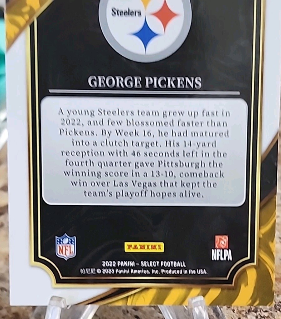 2022 Panini Select – Suite Level George Pickens #343 Cosmic Prizm (RC)