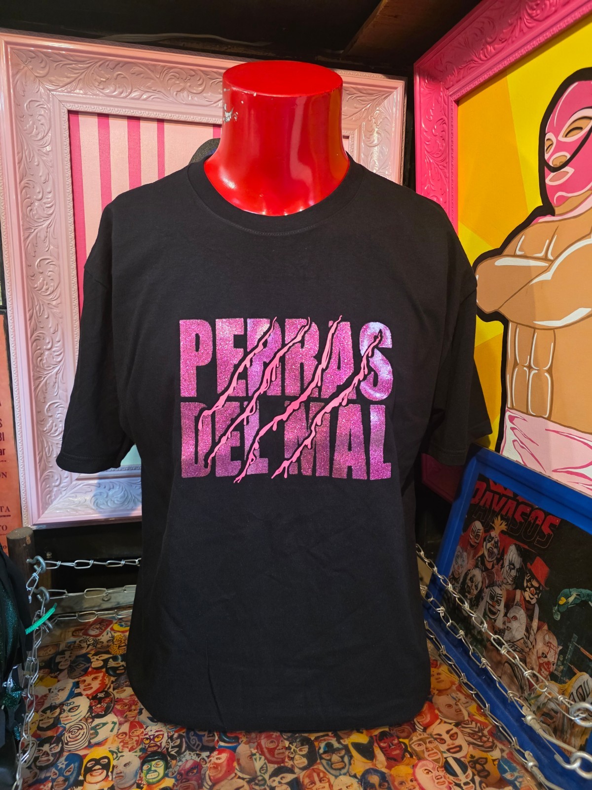 Perros del mal lucha libre adult shirts