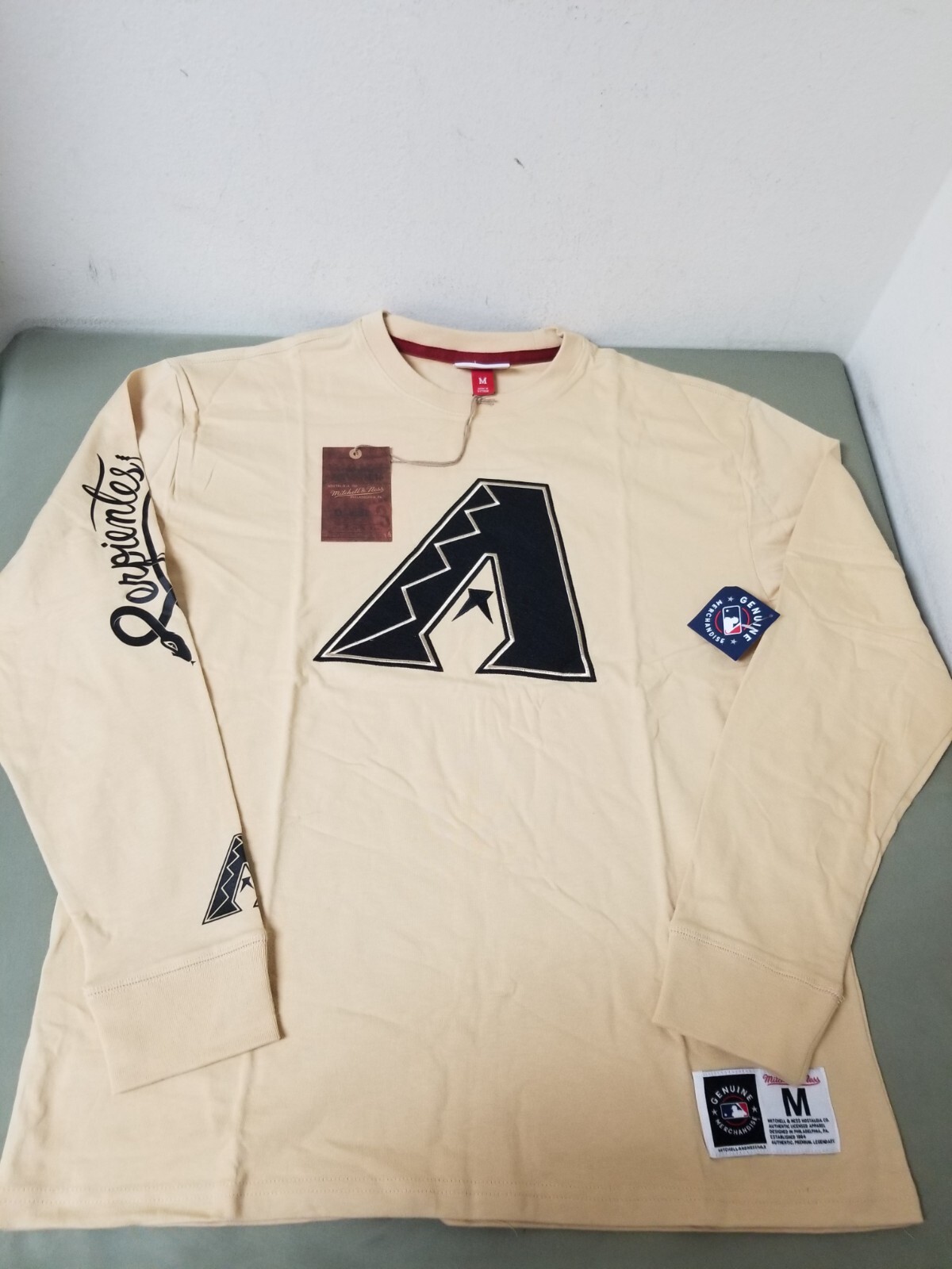 New Mitchell & Ness MLB Arizona Diamondbacks City connect Premium L/S T-Shirt.