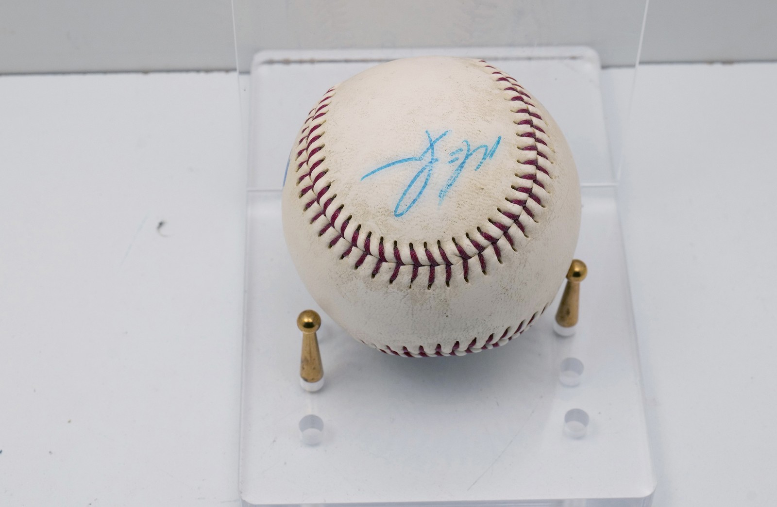 MacGregor Official League Baseball with Multiple Unknown Signatures No Stand