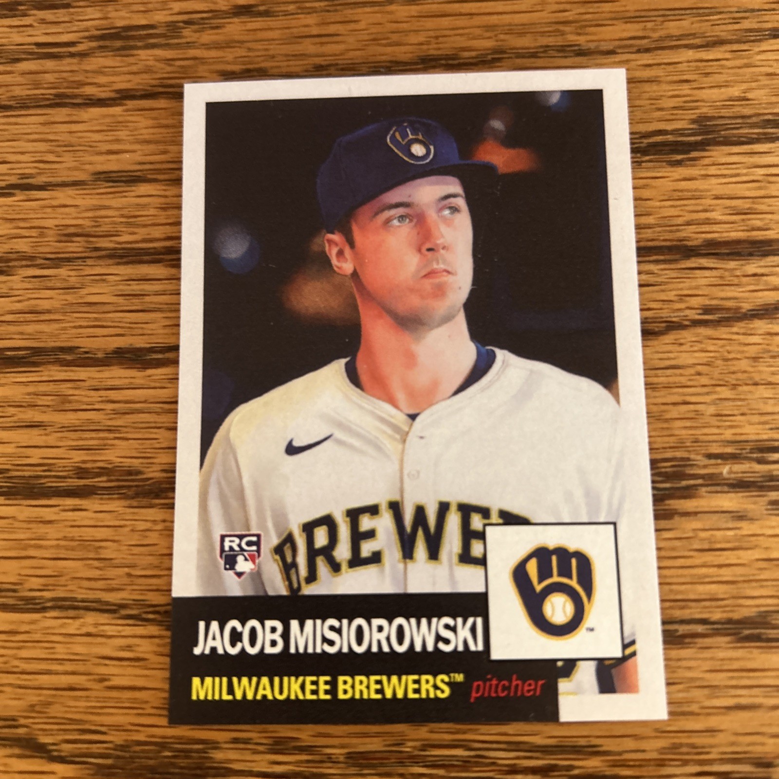 Jacob Misiorowski Brewers RC – 2026 MLB Living Set® – Card 916 In Hand