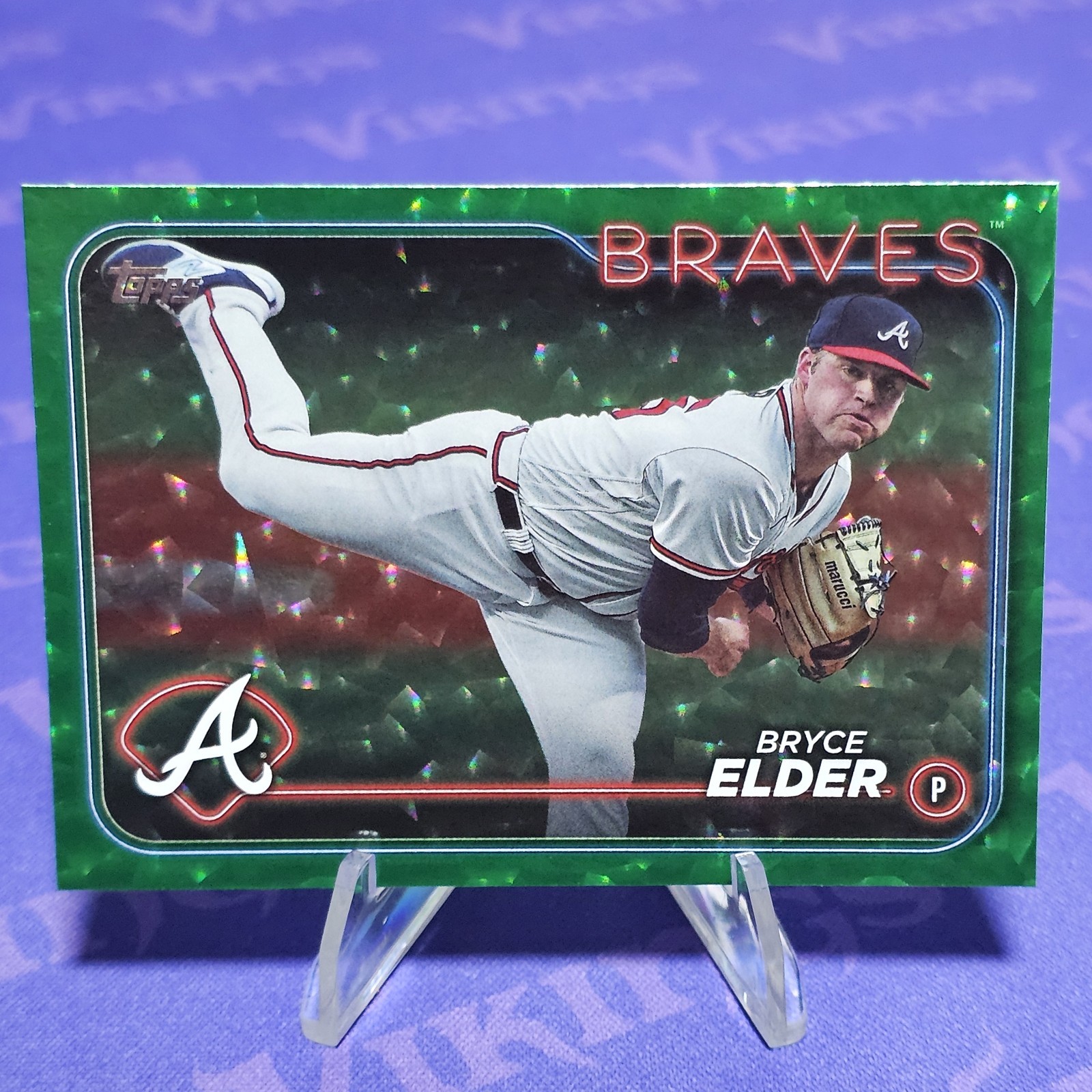 2024 Topps Series 1 – Bryce Elder #48 Green Crackle Foil 247/499 Atlanta Braves